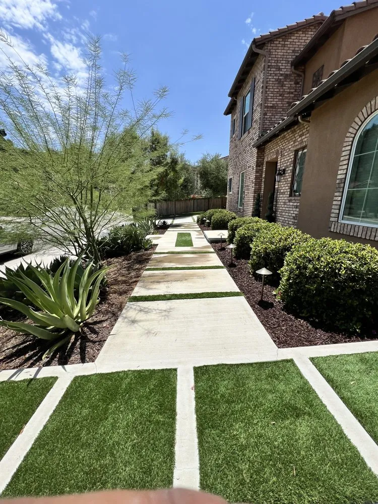 Top-rated lawn mowing service in Azusa, CA - Elacio’s Landscape
