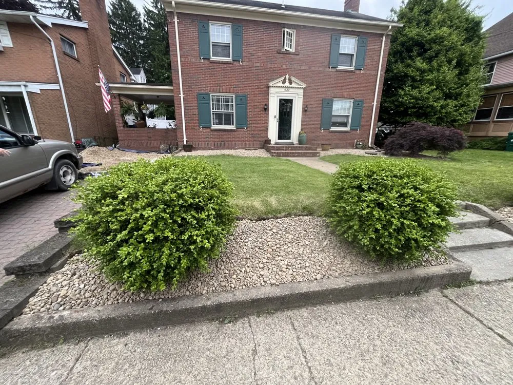Top-rated lawn care service experts serving Avonmore, PA - E.L.C. Lawncare & Landscaping