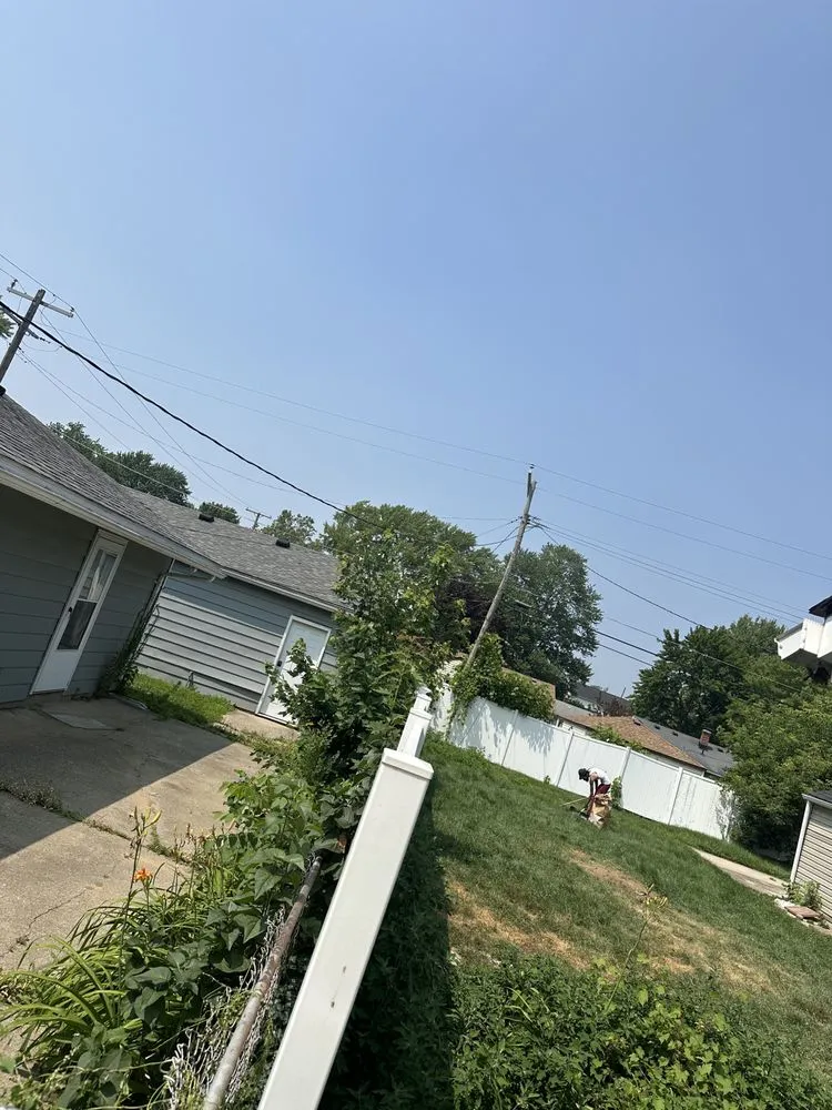 Custom yard maintenance in Redford Township, MI by Elcortez Lawn Care