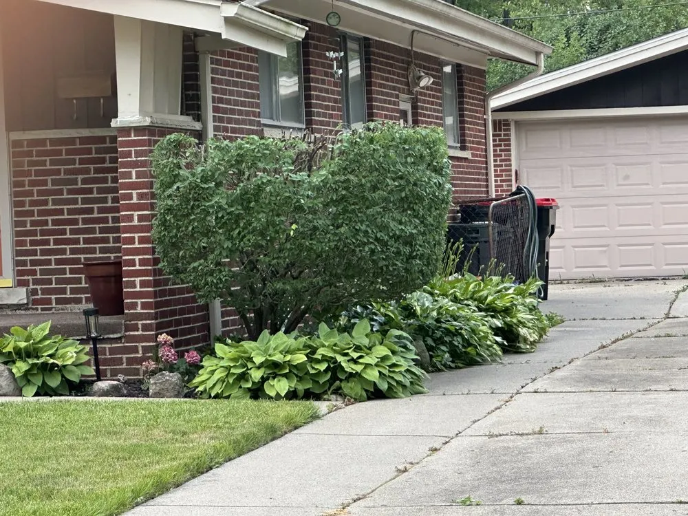Affordable landscape installation in Redford Township, MI - Elcortez Lawn Care