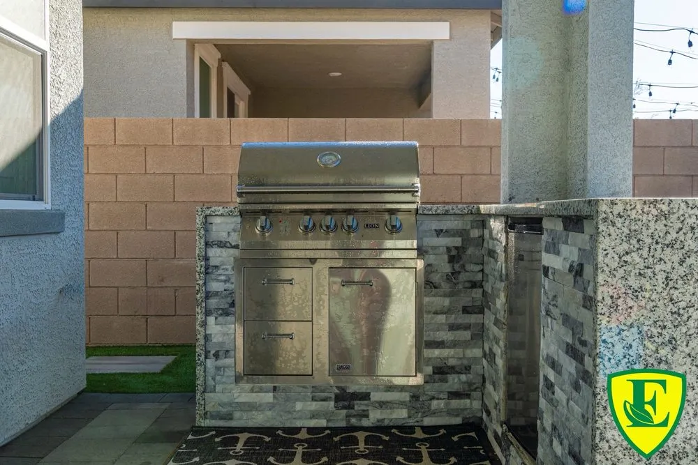 Custom lawn mowing service in Corona, CA - Elect Landscape Services