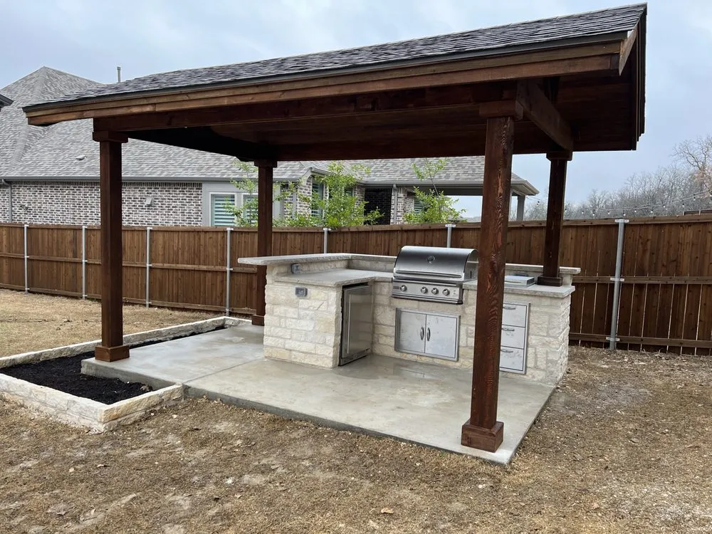 Professional yard cleanup service experts serving Carrollton, TX - Elegance Outdoor Living