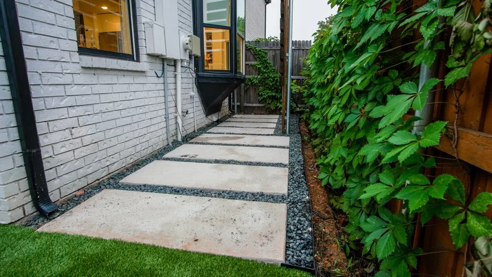 Reliable lawn care service experts serving Carrollton, TX - Elegance Outdoor Living