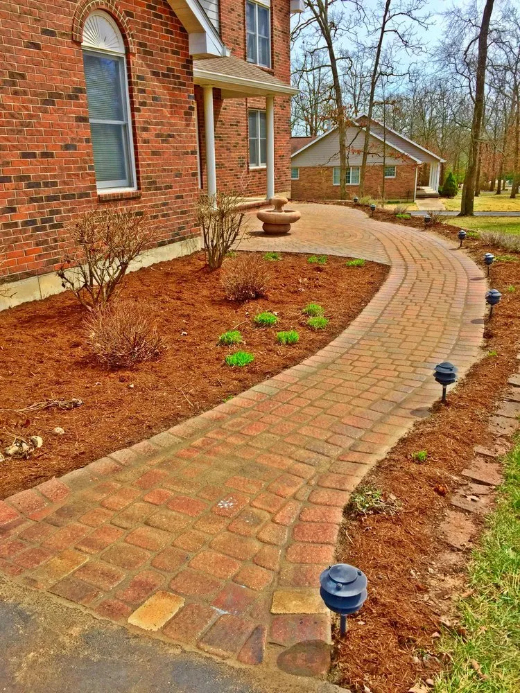 Trusted lawn care service in Rolla, MO - Elegant Landscaping