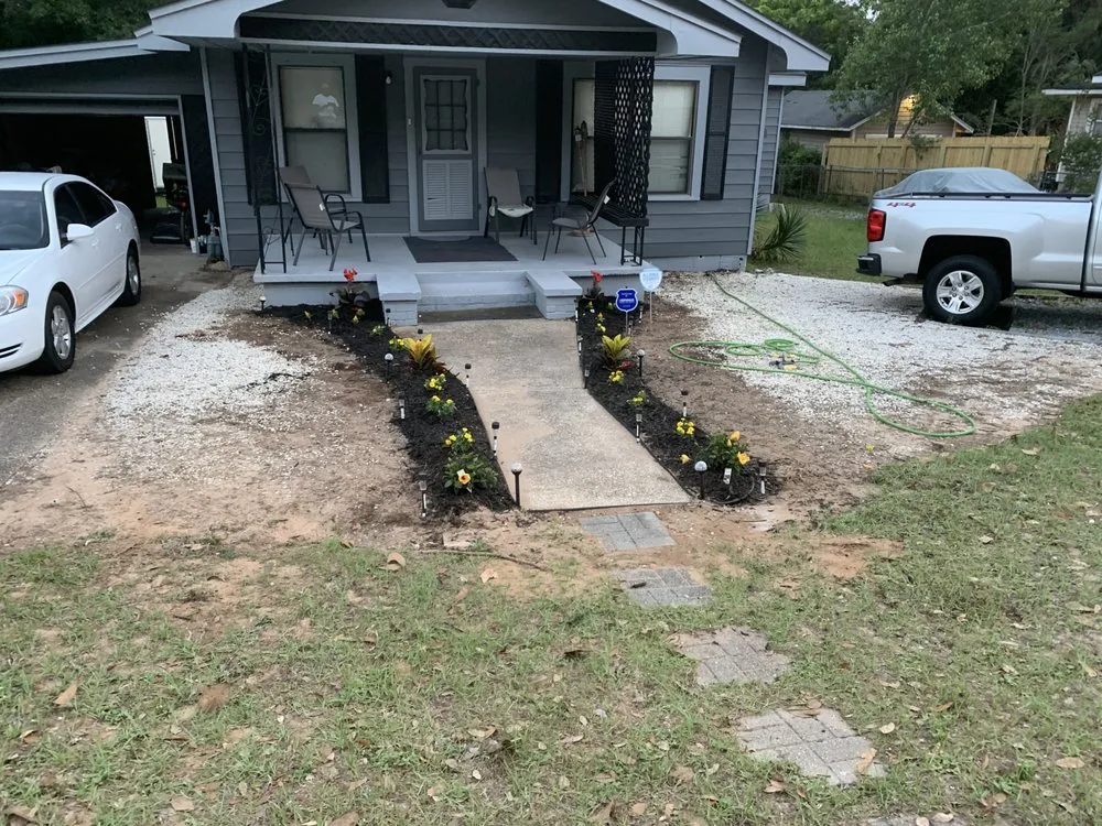 Affordable lawn care service experts serving Pensacola, FL - Elegant Lawncare And Maintenance