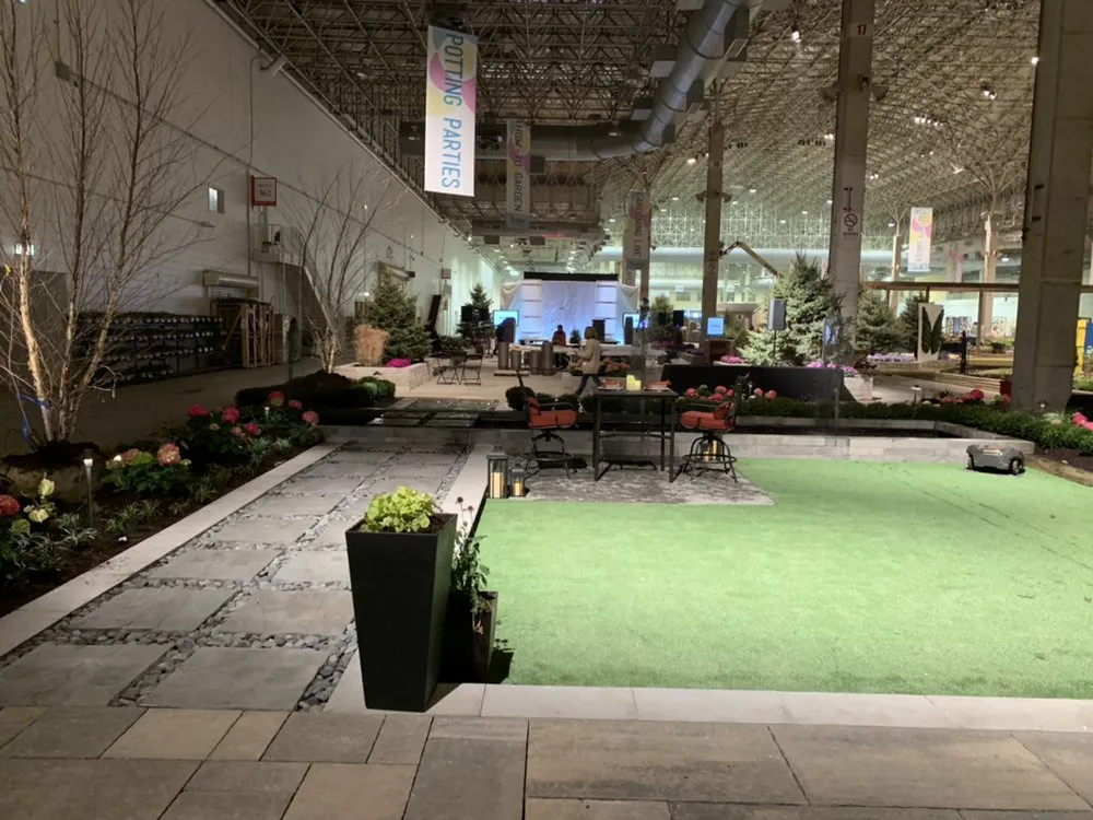 Professional yard cleanup service in Chicago, IL by Elegant Outdoor Designs