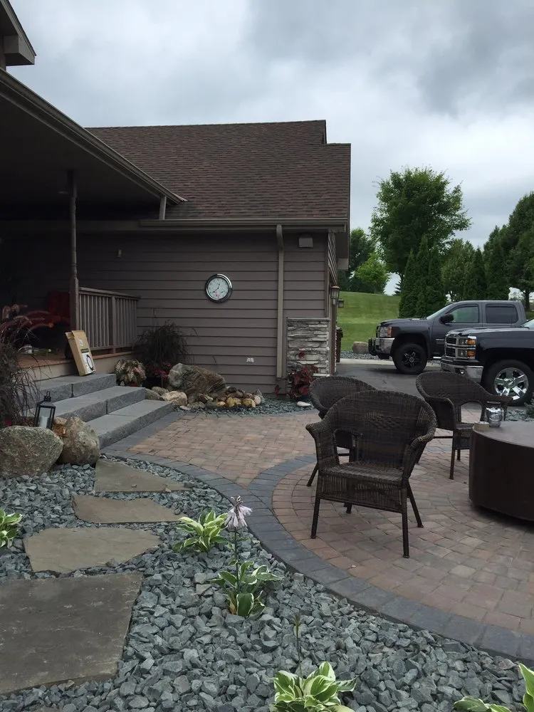 Trusted lawn mowing service in Norwood Young America, MN - Elegant Outdoors