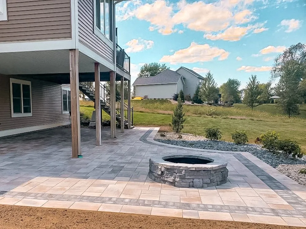 Custom yard maintenance in Caledonia, MI - Element Landscape