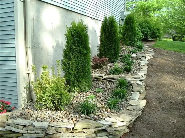 Custom lawn care service experts serving Alton, IL - Element Turf & Outdoor Solutions