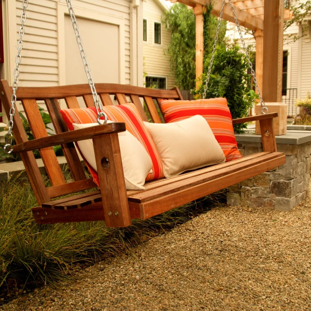 Custom lawn care service in Menlo Park, CA by Elements Landscape