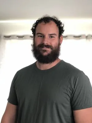 Elevate Lawn Care Logo