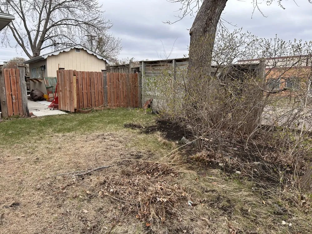 Top-rated lawn mowing service experts serving Saint Paul, MN - Elevate Lawns