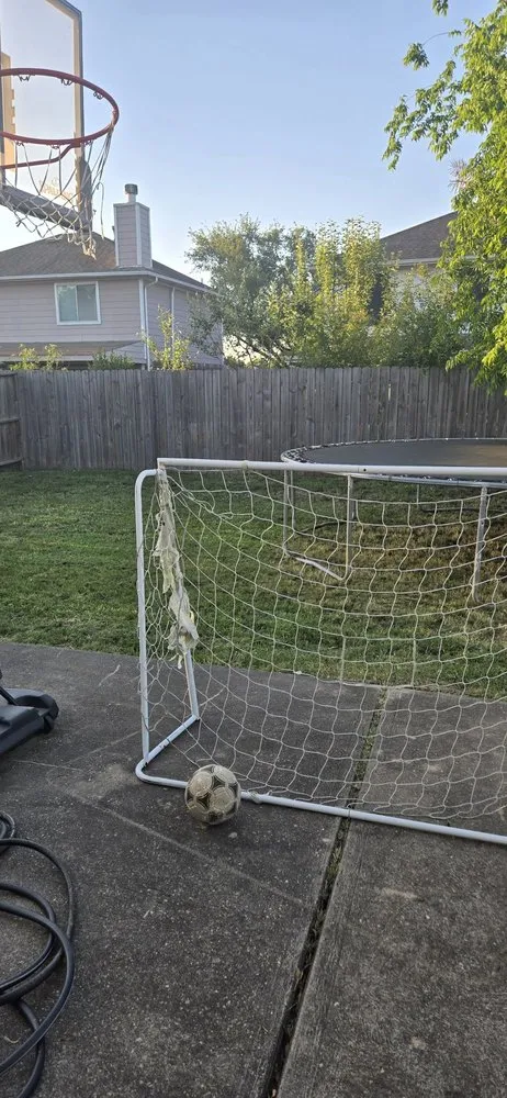 Top-rated lawn mowing service in Houston, TX - Elevate Outdoors