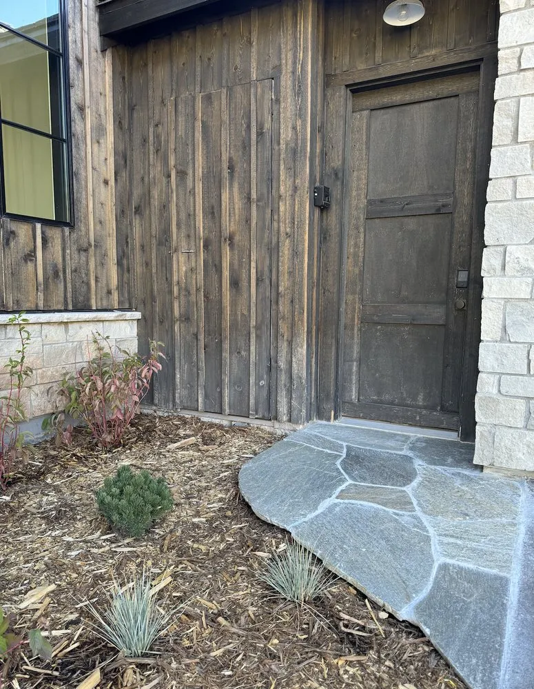 Top-rated garden landscaping for beautiful yards across Edwards, CO - Elevate Scapes and Stone