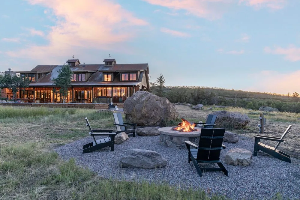 Affordable yard cleanup service in Edwards, CO - Elevate Scapes and Stone