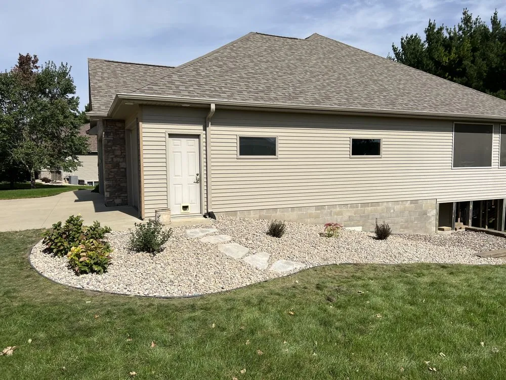 Professional garden landscaping in Rochester, MN - Elevated Hardscapes