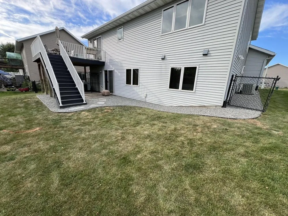 Trusted lawn care service experts serving Rochester, MN - Elevated Hardscapes