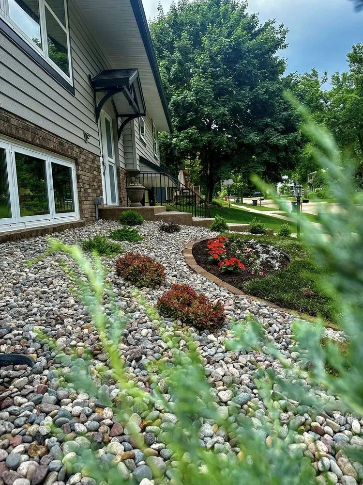 Top-rated residential landscaping in Rochester, MN - Elevated Hardscapes