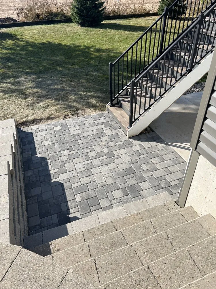 Affordable landscape design in Rochester, MN - Elevated Hardscapes