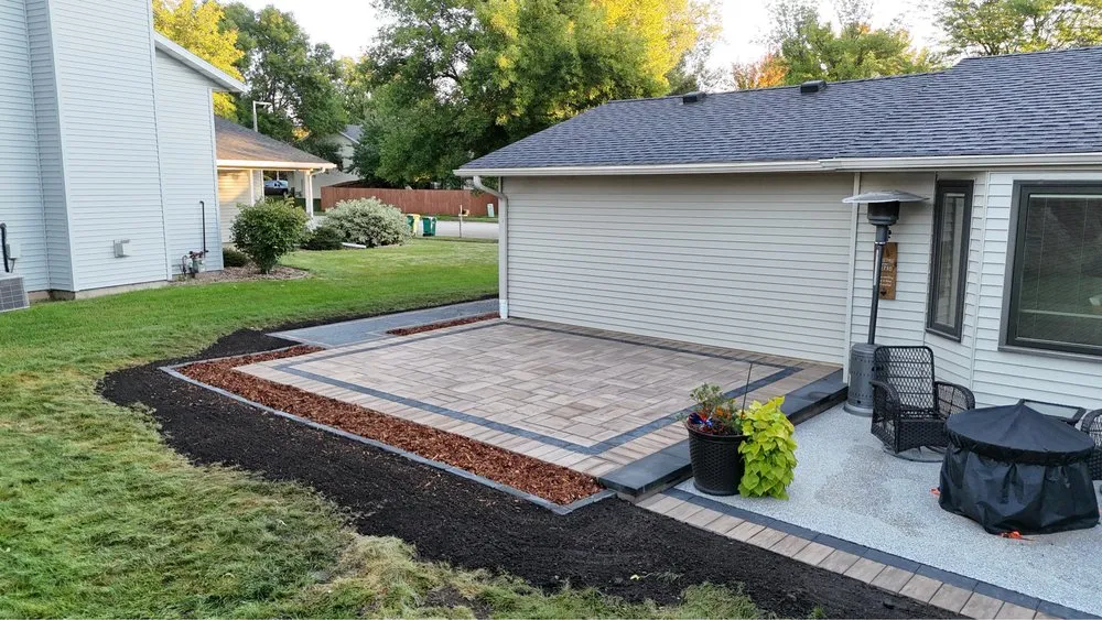 Expert outdoor landscaping with custom design in Rochester, MN by Elevated Hardscapes