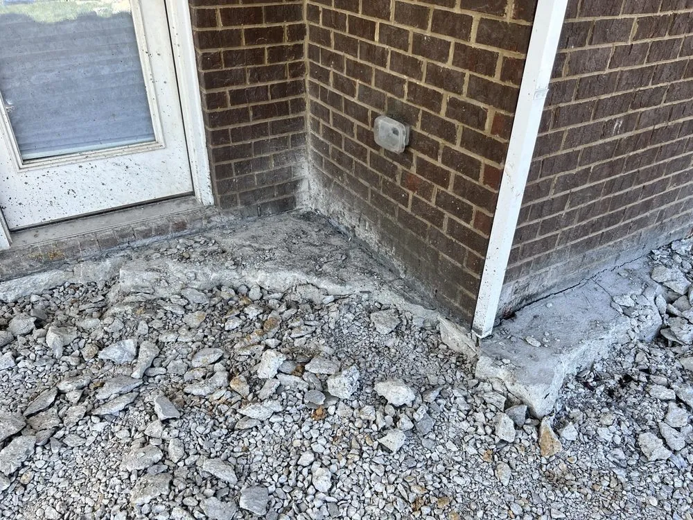 Custom residential landscaping for residential properties in Franklin, TN by elevated landscape construction