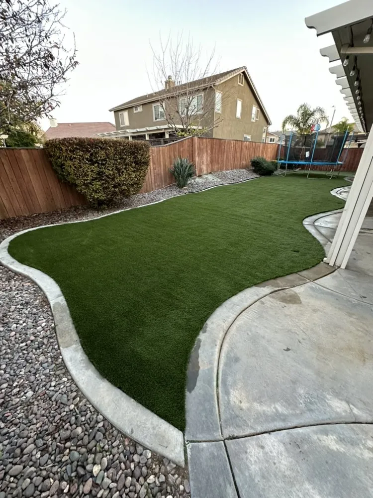 Trusted yard maintenance in Lake Elsinore, CA by Elevated Landscaping Company