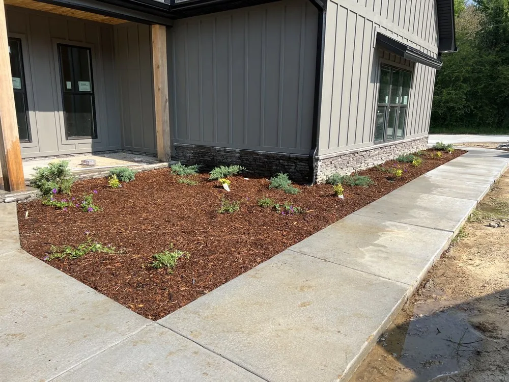 Local residential landscaping in Sheridan, AR - Eleven Oaks Landscaping