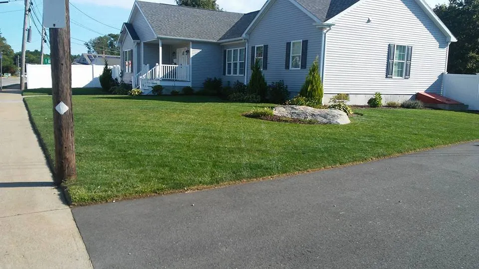 Reliable yard cleanup service experts serving New Bedford, MA - Elf's Landscape