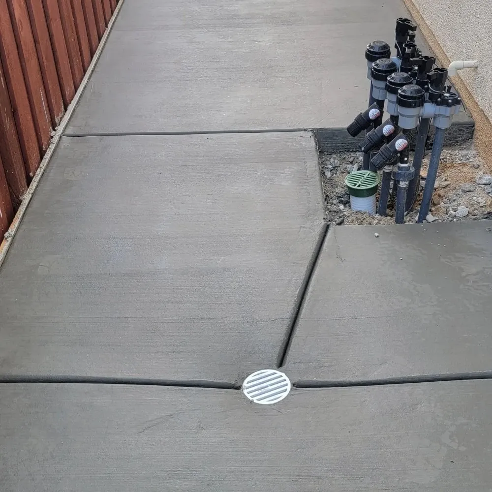 Custom yard maintenance in Hemet, CA by Eli Duran Concrete