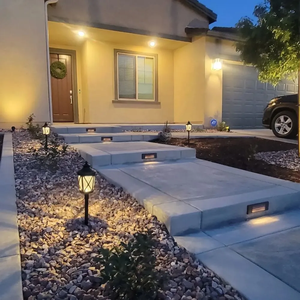 Top-rated garden landscaping in Hemet, CA by Eli Duran Concrete