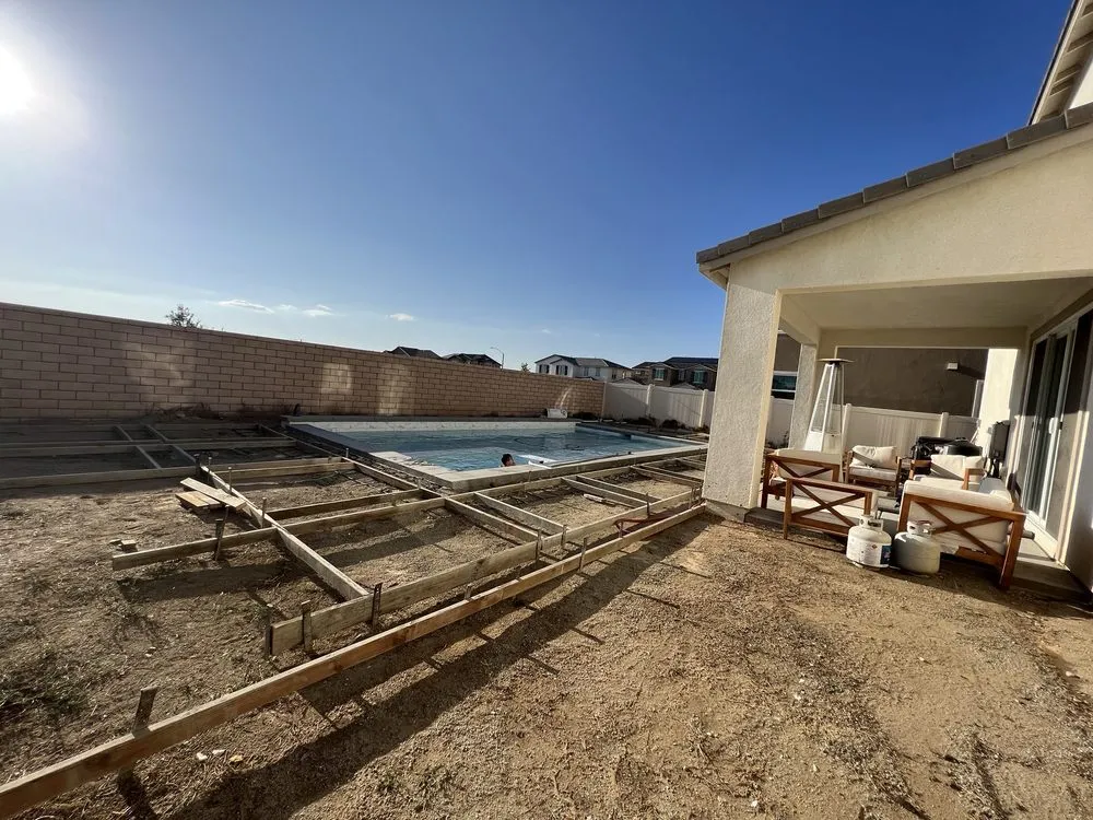 Top-rated yard maintenance in Hemet, CA by Eli Duran Concrete