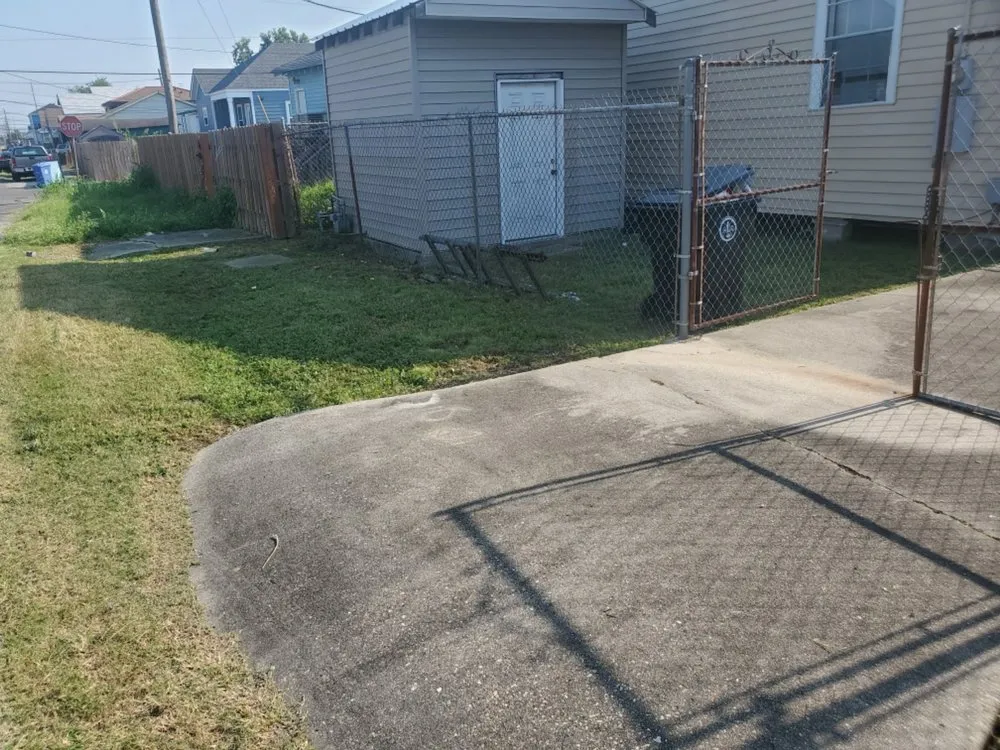 Trusted landscaping services in New Orleans, LA by Eli the Lawn Guy