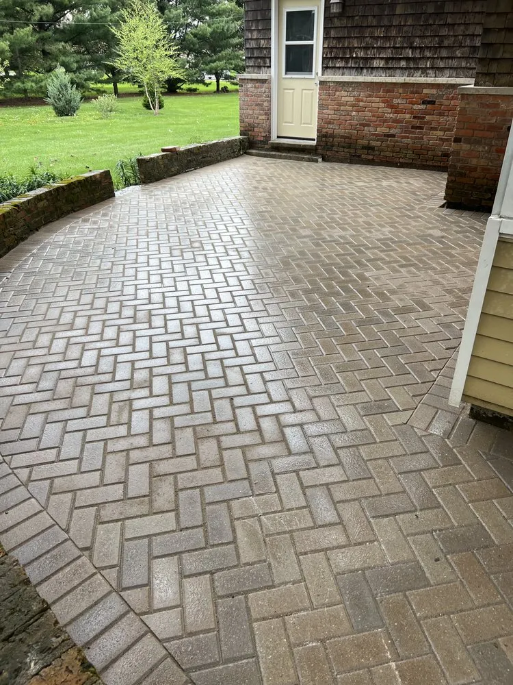 Reliable landscape design in West Chicago, IL by Elias Brick Paving