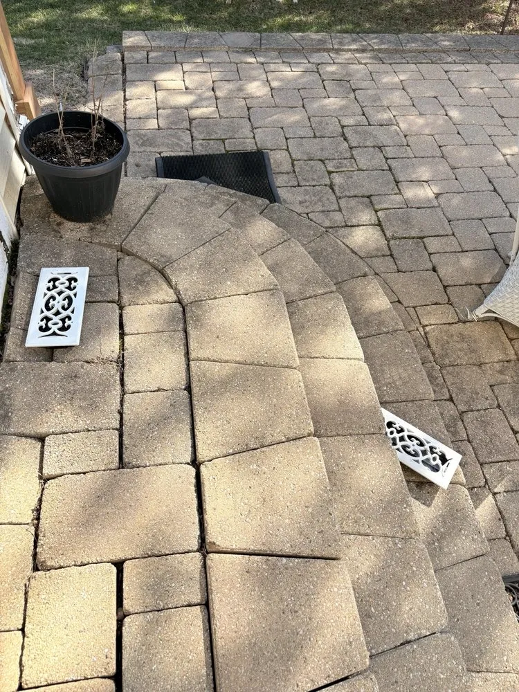 Professional yard maintenance in West Chicago, IL - Elias Brick Paving