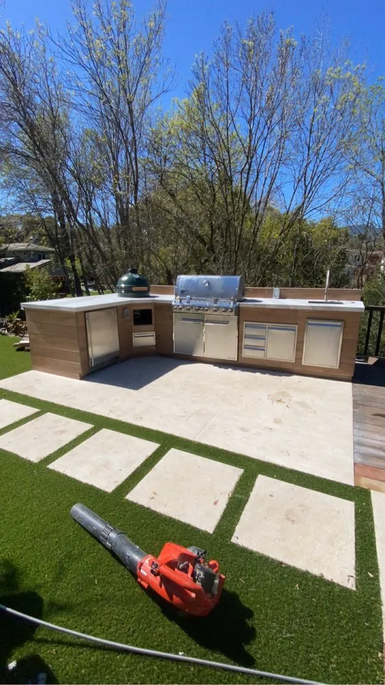 Professional residential landscaping experts serving Hollister, CA - Elias Landscaping