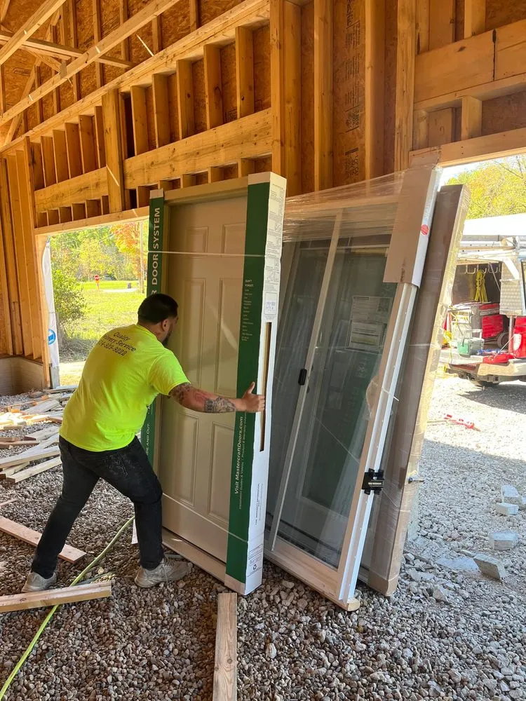 Expert yard cleanup service for residential properties in Delaware, OH by Elick Enterprises