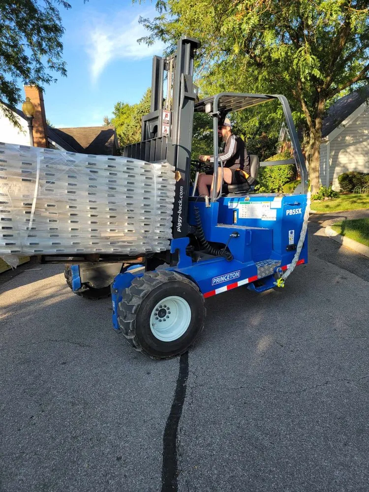 Expert landscaping services for year-round maintenance across Delaware, OH - Elick Enterprises