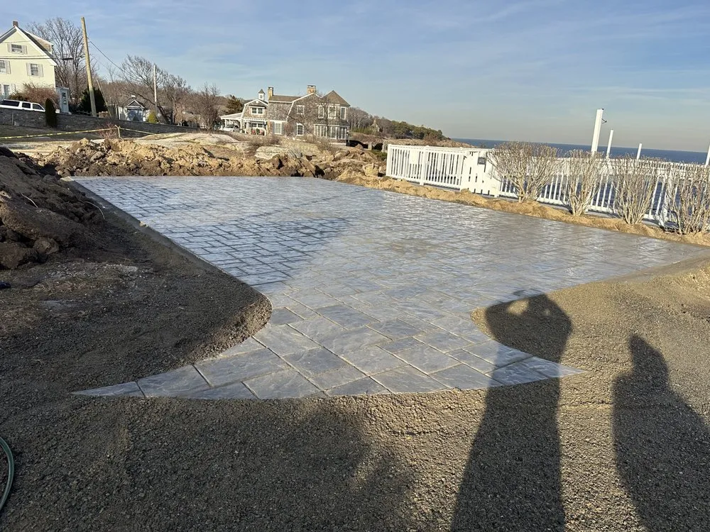 Reliable yard cleanup service for beautiful yards across Lynn, MA - Eligio & Son Masonry & Landscaping