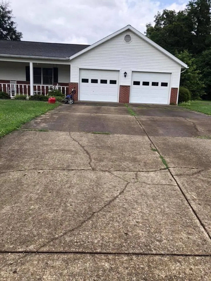 Custom garden landscaping for residential properties across Fayetteville, WV - Elijah‘s Lawn Sculpting