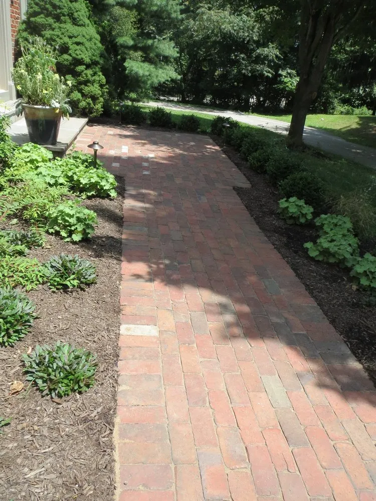 Professional landscape installation for beautiful yards in Wilmington, DE by Eline Gardens