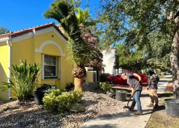 Custom lawn mowing service in Miramar, FL - Elio Landscaping