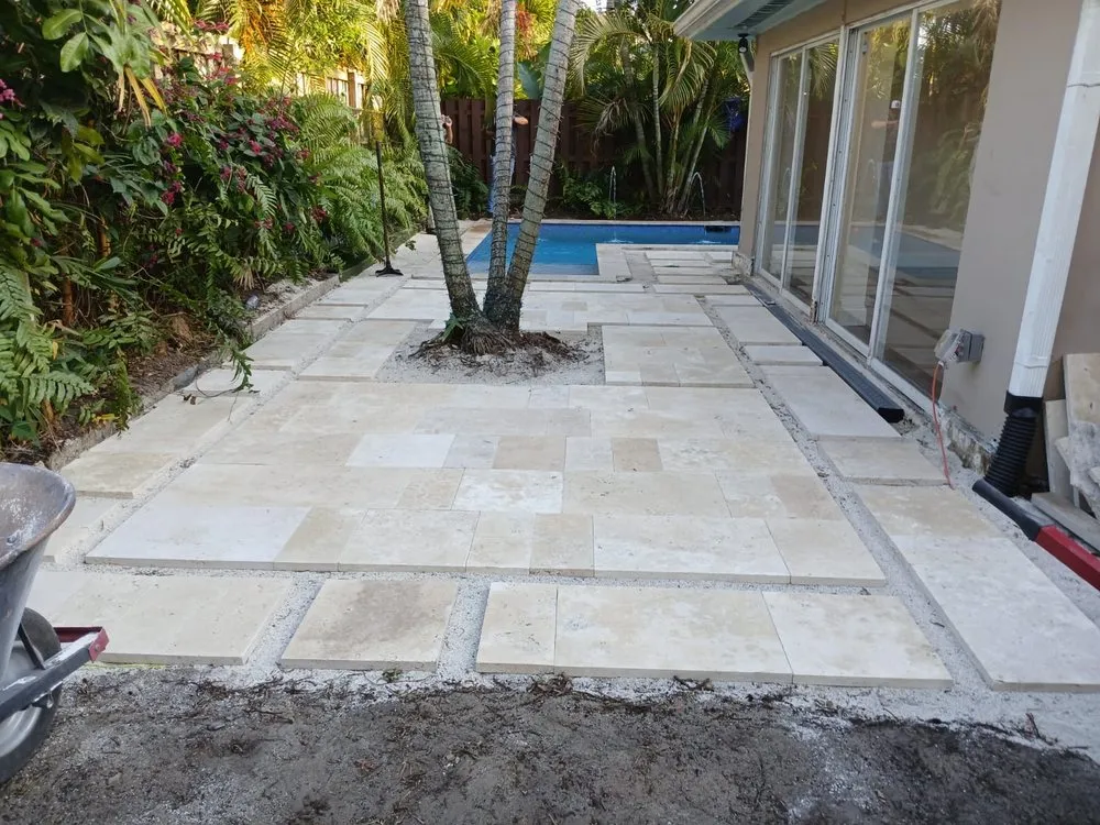 Affordable landscape design with custom design in Miramar, FL by Elio Landscaping