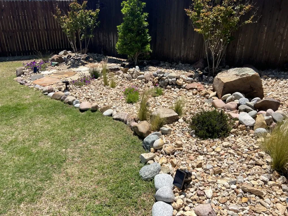 Expert yard cleanup service in Moore, OK - Elion Landscaping & Tree Service