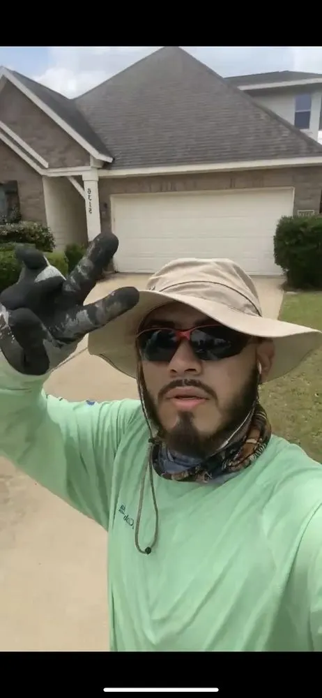 Reliable yard maintenance experts serving Houston, TX - Elio's Landscaped