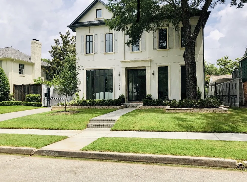 Custom landscaping services for residential properties in Missouri City, TX by Eli's Landscaping Pro's