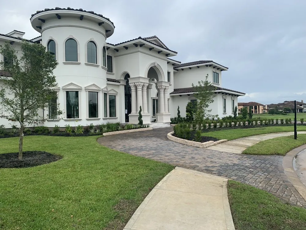 Affordable landscaping services experts serving Missouri City, TX - Eli's Landscaping Pro's