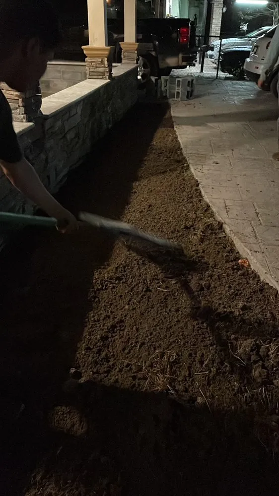 Top-rated lawn care service experts serving Pharr, TX - Eli's Lawn-Care Service