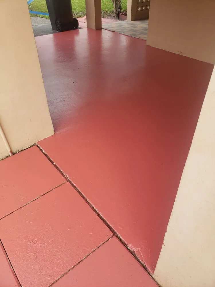 Top-rated lawn mowing service experts serving Plantation, FL - Eli's Maintenance