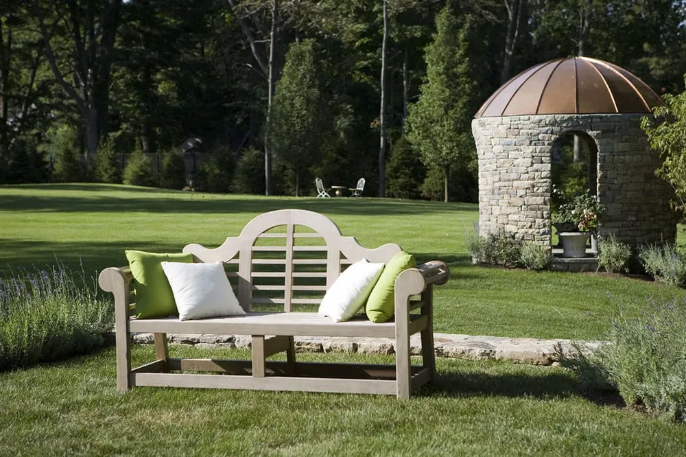 Affordable yard cleanup service in New Canaan, CT - Elise Landscape & Nursery