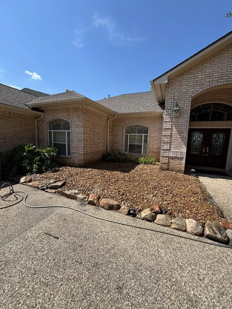 Trusted outdoor landscaping for outdoor upgrades in Huntsville, TX by Elite 1 Landscaping